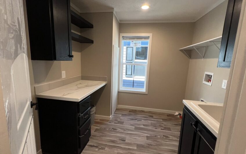 THE ATMOS BY CAVCO HOMES – 1600sq ft   3BRS    $159,999  TOTAL DRYWALL 2X6 WALLS