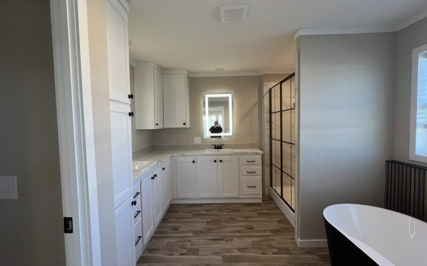 THE ATMOS BY CAVCO HOMES – 1600sq ft   3BRS    $159,999  TOTAL DRYWALL 2X6 WALLS