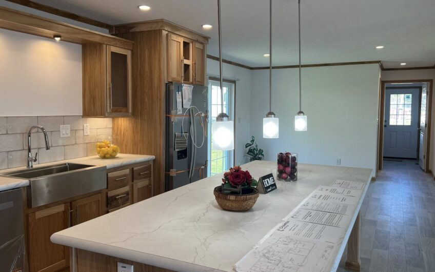 CHAMPION- 1709 SQ FT- GORGEOUS KITCHEN….TOTAL DRYWALL 2X6 WALLS  $169,999