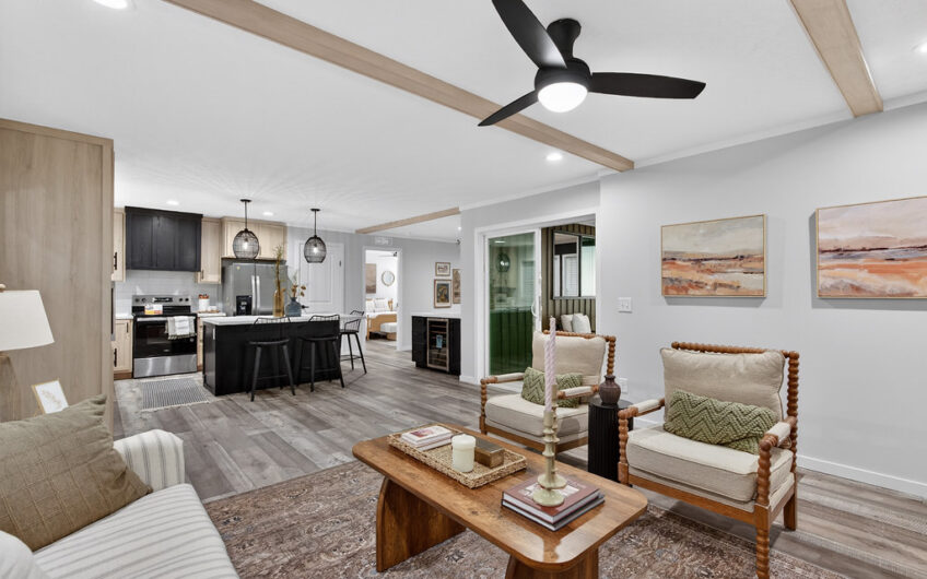 AXIS BY CAVCO HOMES UNIQUE FLOOR-PLAN W PORCH